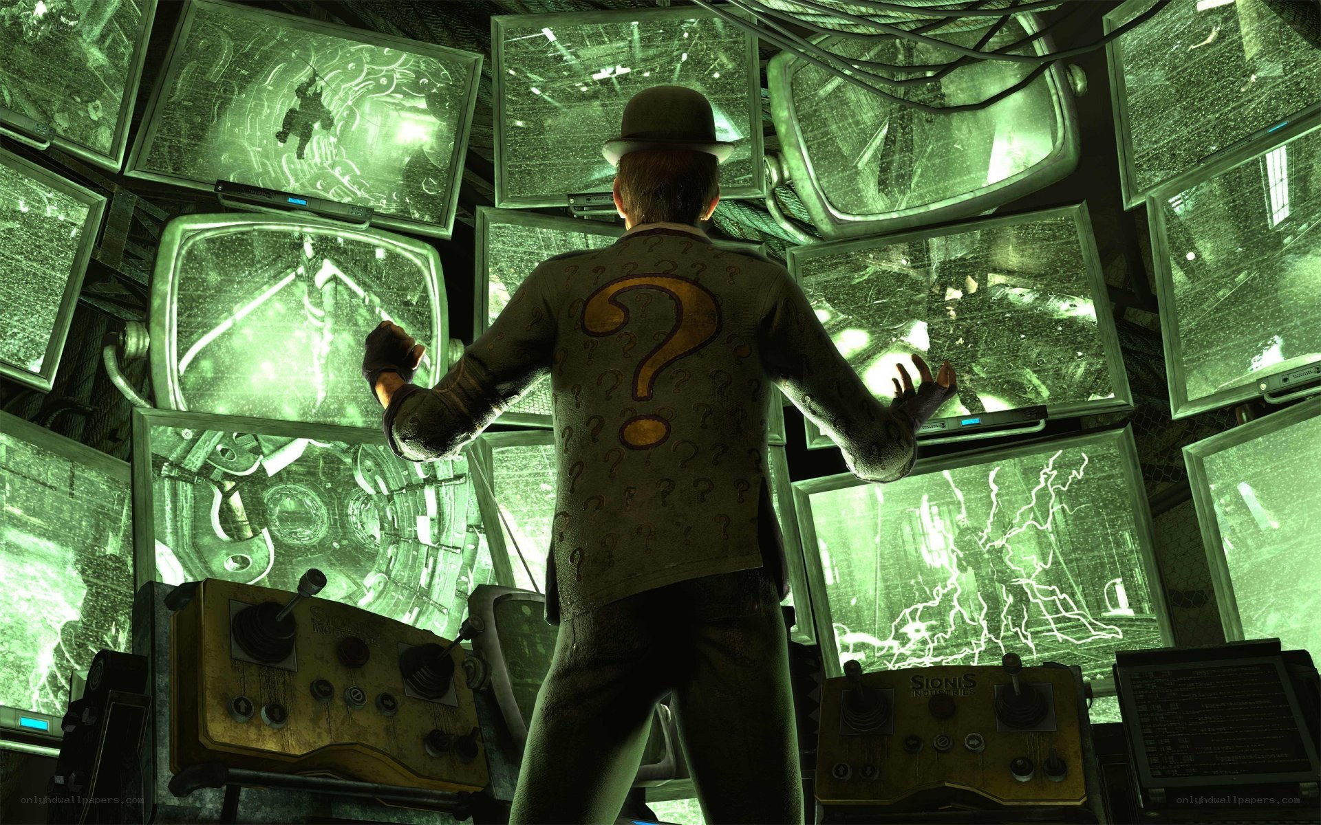 Riddler in control room
