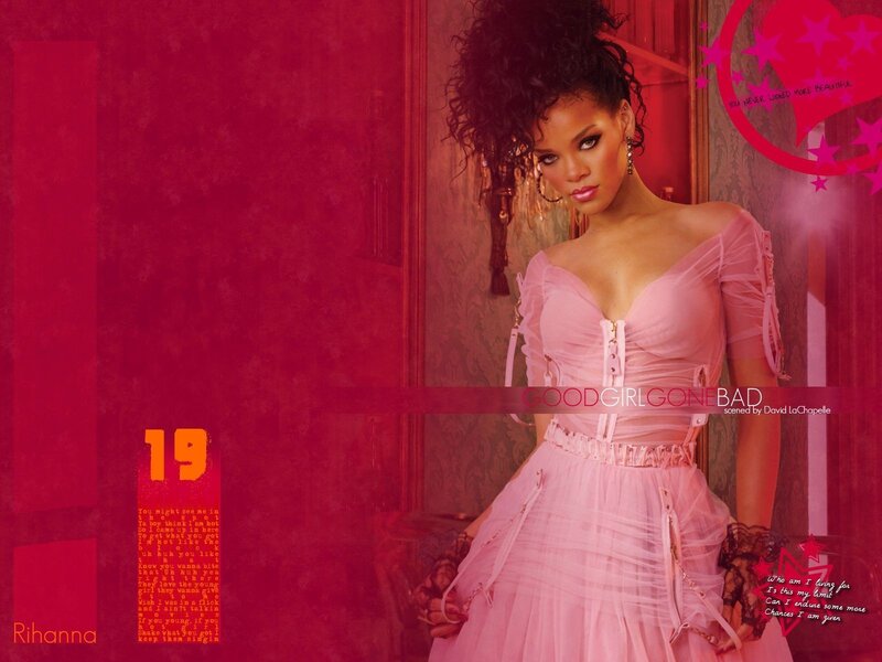 Rihanna in pink dress