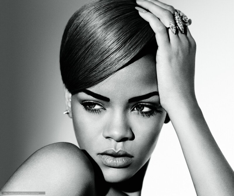 Rihanna portrait in black and white