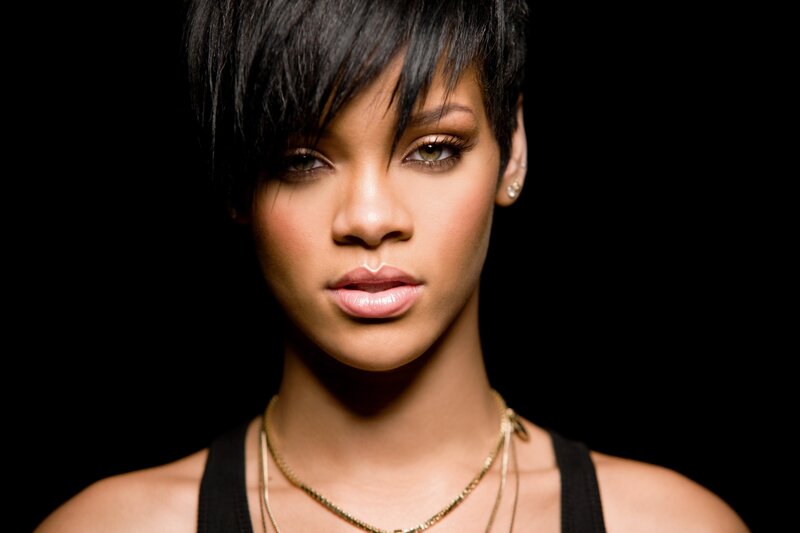 Rihanna portrait with short hair
