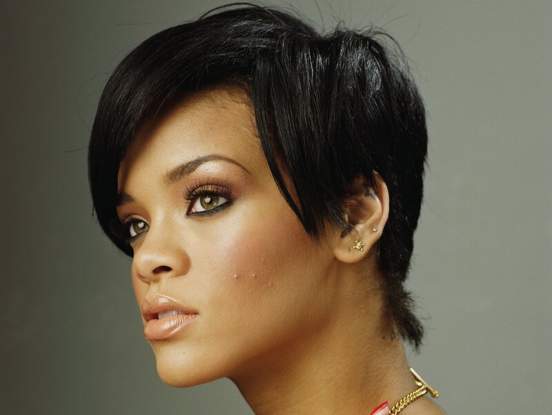 Rihanna with short black hair