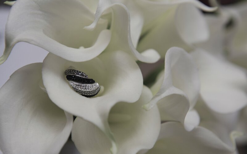 ring in white calla lily
