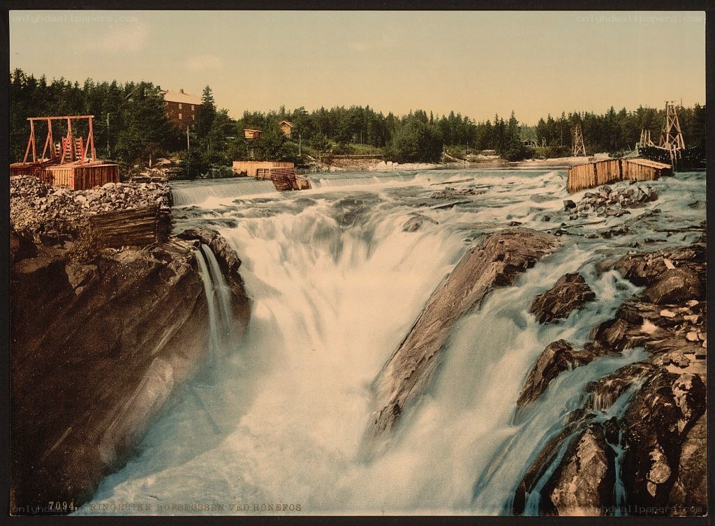 Ringbrite Waterfall at Hønefoss