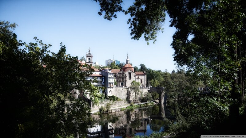 River and Old Town