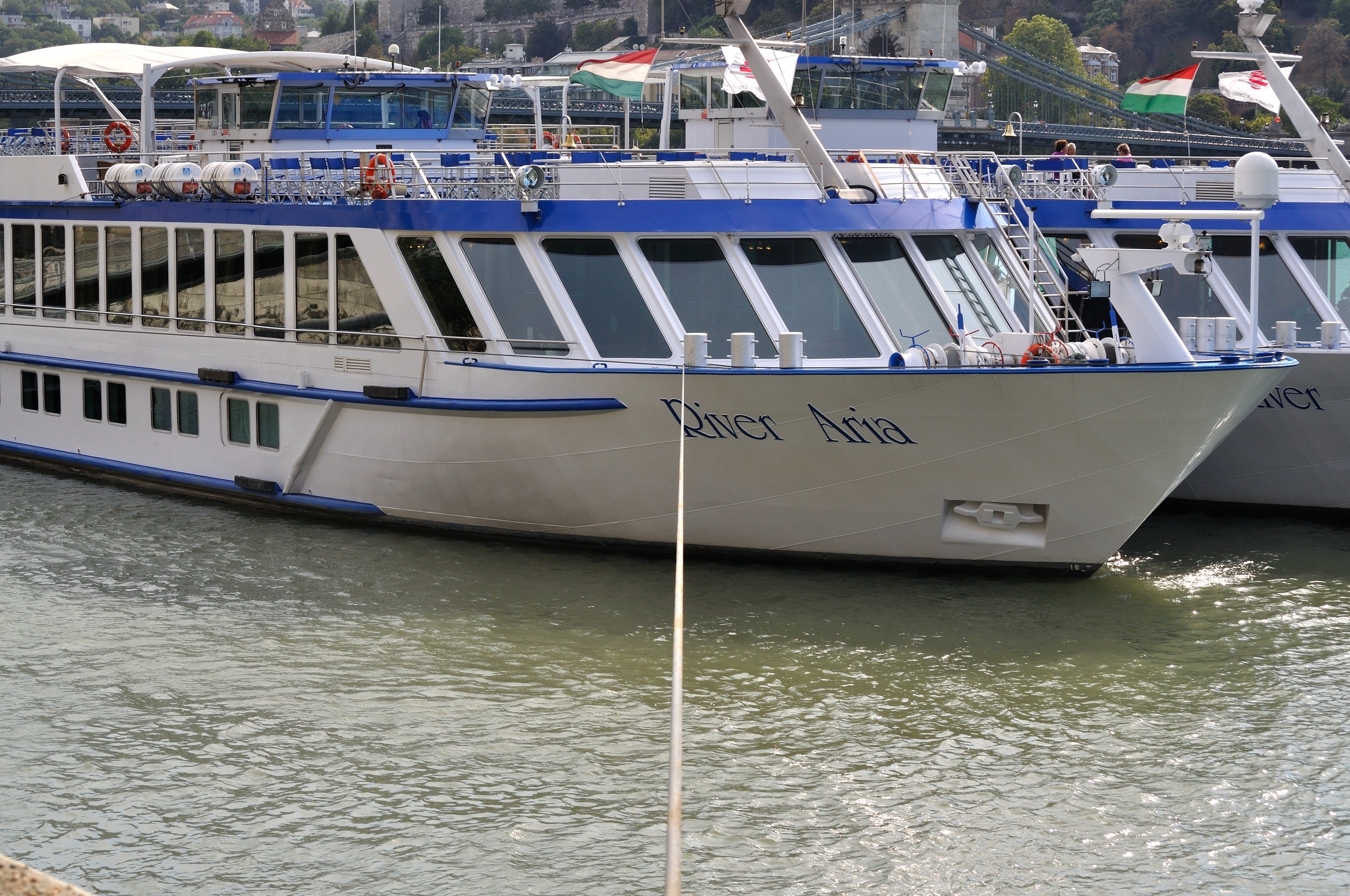 River Aria cruise boat