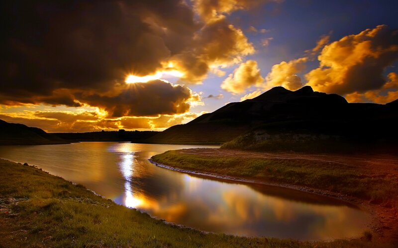 River at Sunset — Gold, Dramatic