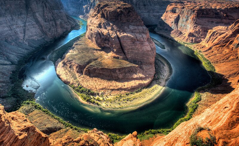 River Bend in Canyon — Brown, Dramatic, Afternoon