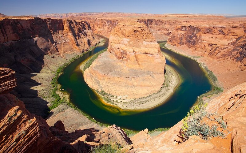 River Bend in Canyon — Red, Dramatic, Afternoon