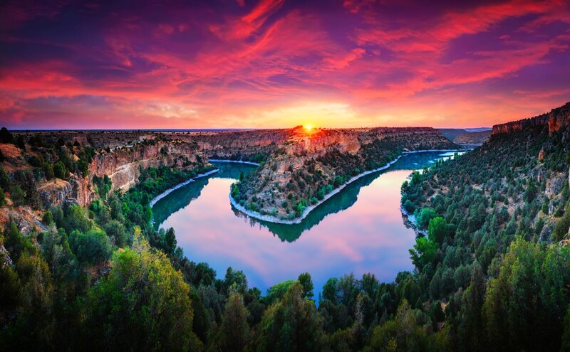 River Bend in Canyon — Red, Dramatic, Sunset