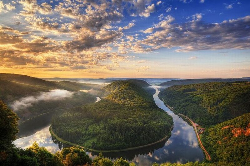 River Bend in Forest — Green, Serene