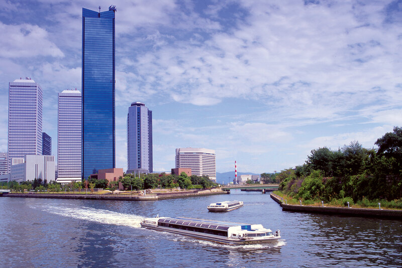 River cruise in a city