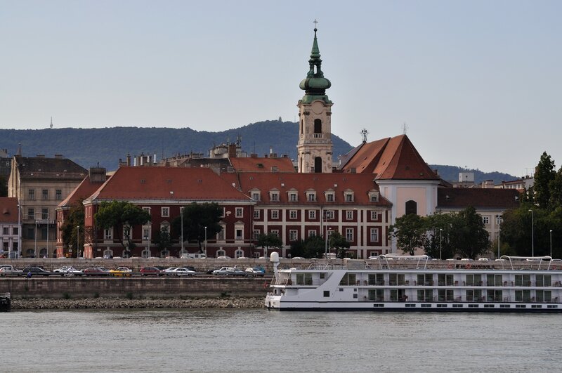 river cruise ship in city