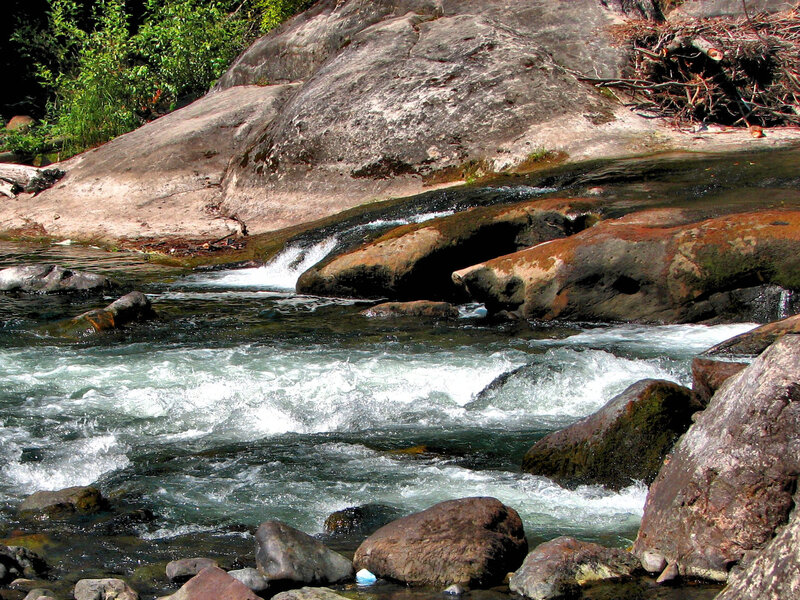 River Flowing over Rocks — Green, Active