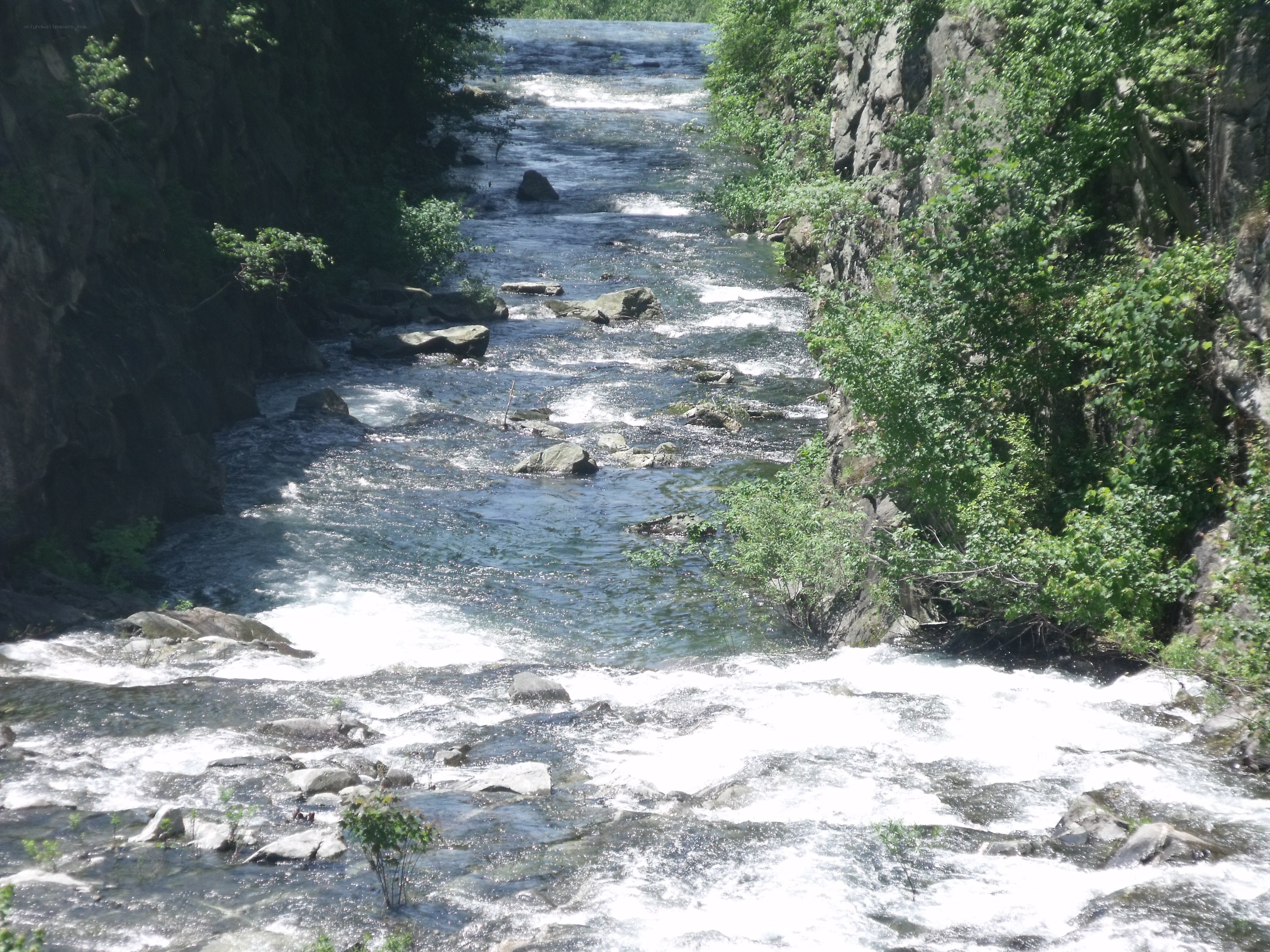 river flowing through a rocky gorge