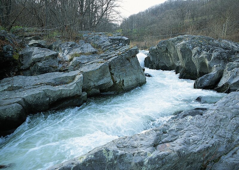 River Flowing Through Rocks — Gray, Natural, Winter