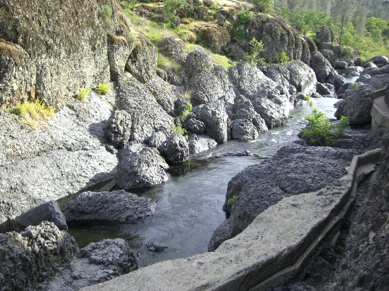 River flowing through rocky canyon