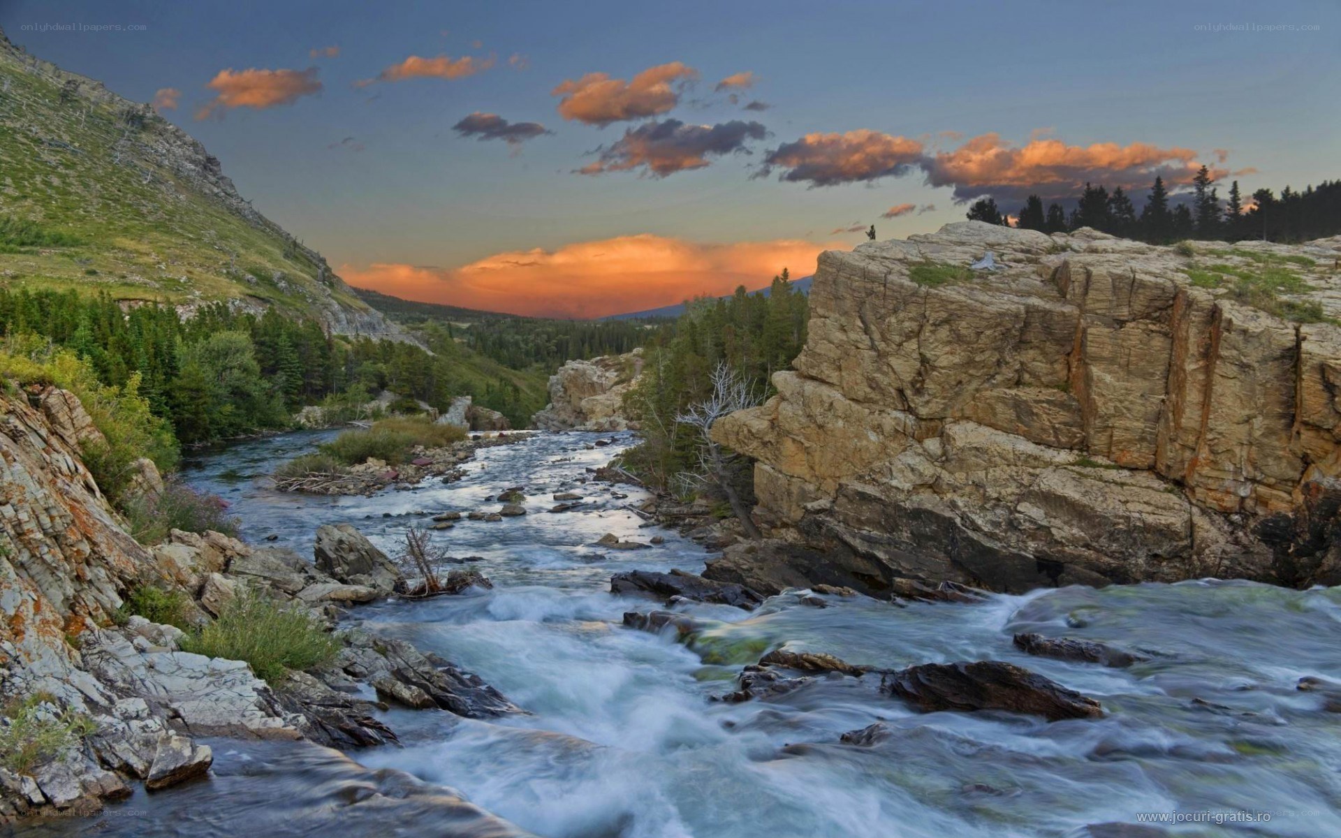 River flowing through rocky canyon