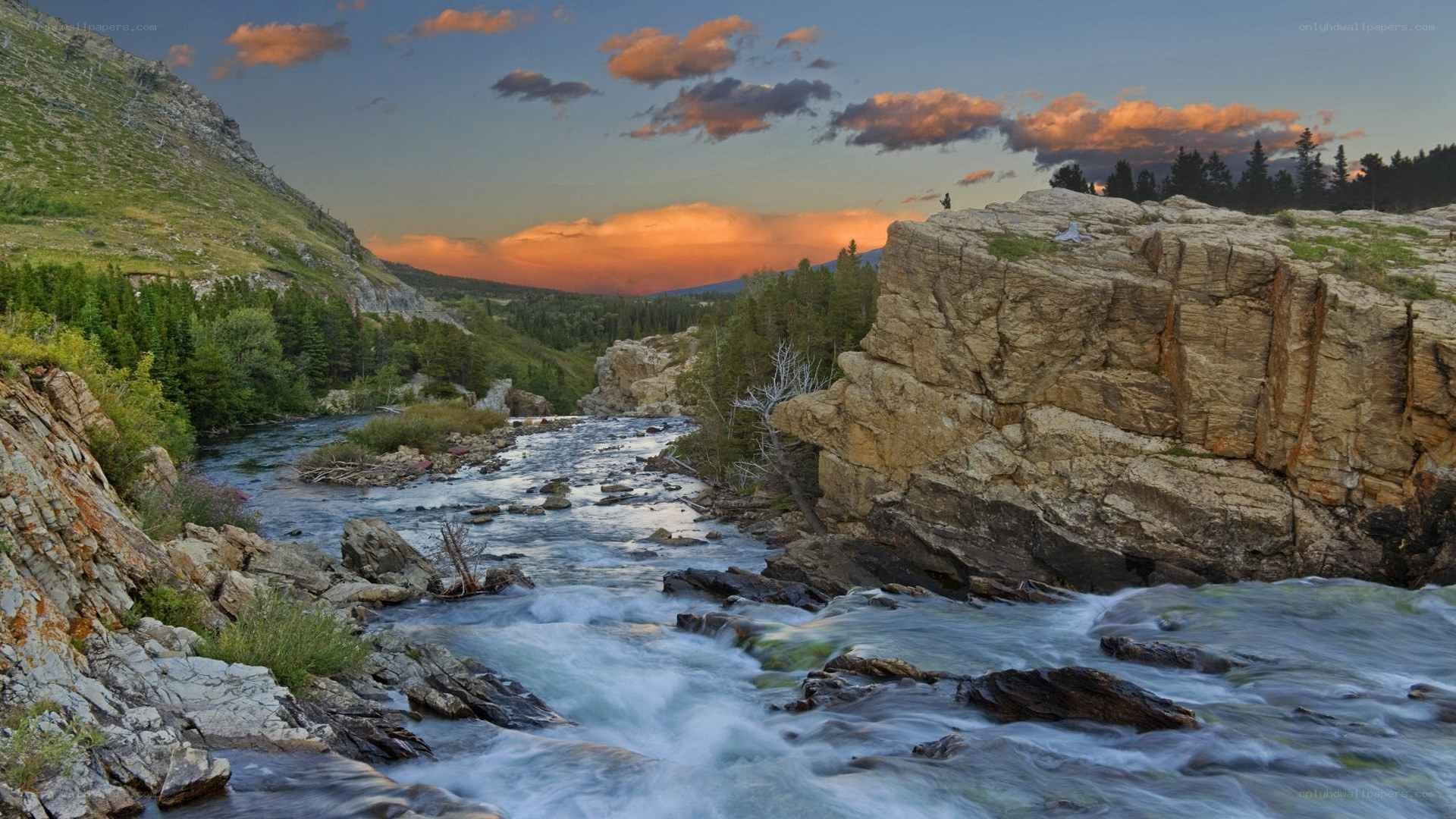 River flowing through rocky canyon
