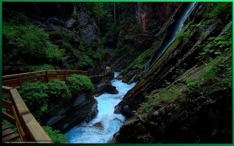 River gorge with wooden walkway