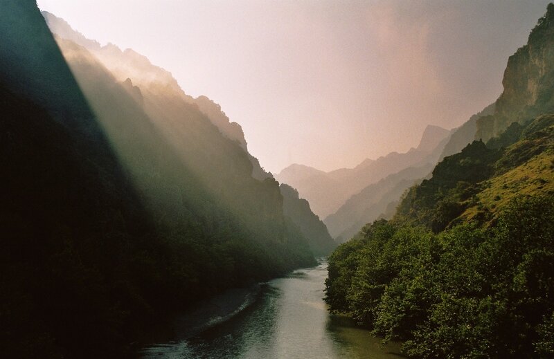 River in Mountain Canyon — Green, Serene, Sunrise