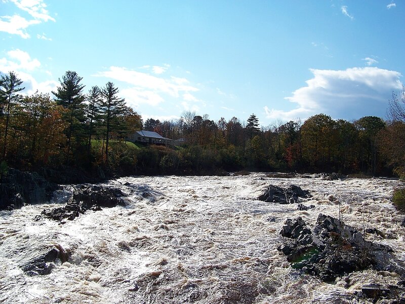 River Rapids with Rocks — Blue, Dynamic