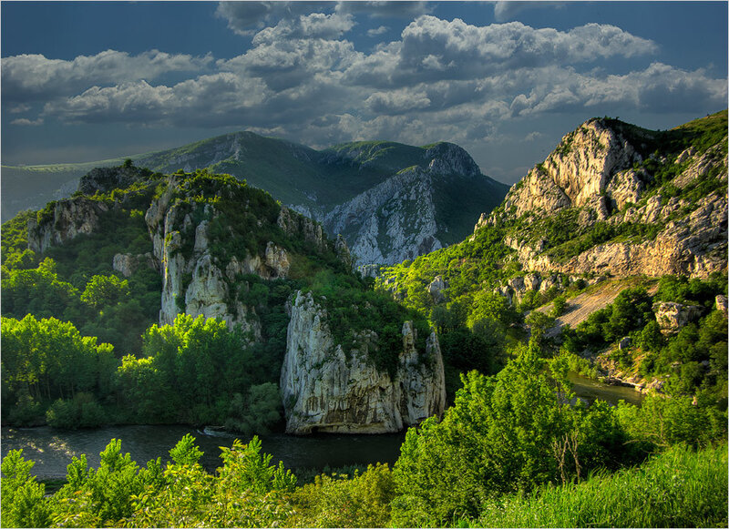 River Through Rocky Canyon — Green