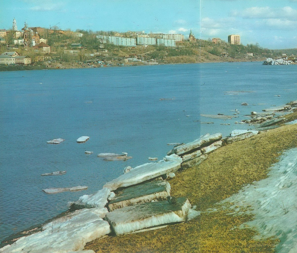 River town with ice floes