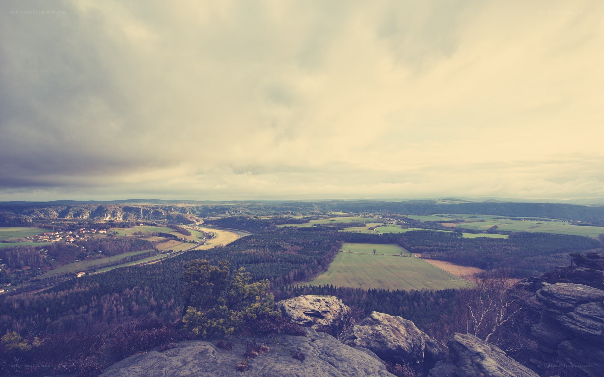 river valley from rocky cliff