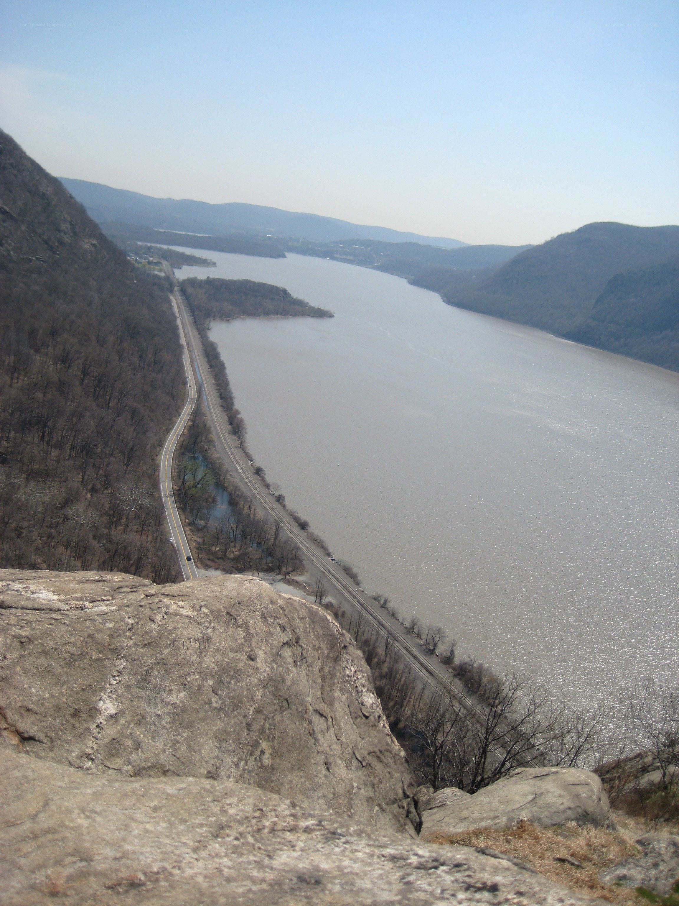 river view from rocky cliff