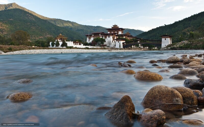 river view of bhutanese fortress