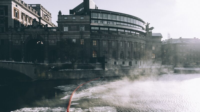 River with Ice and Steam — Gray