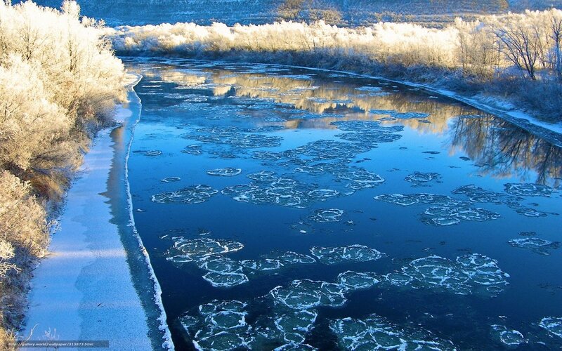 River with Ice Floes — Blue, Serene, Winter