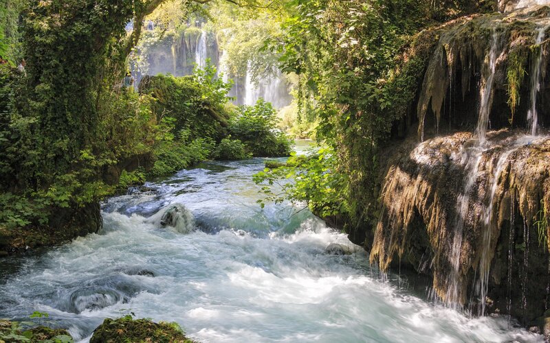 River with Waterfalls — Green, Serene