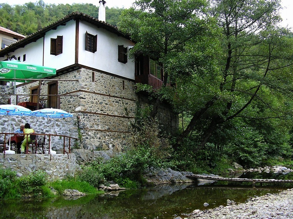 Riverfront restaurant in a stone house