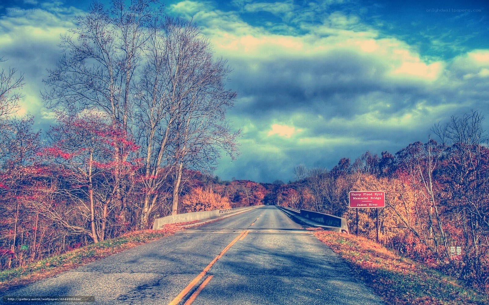 Road to a memorial bridge