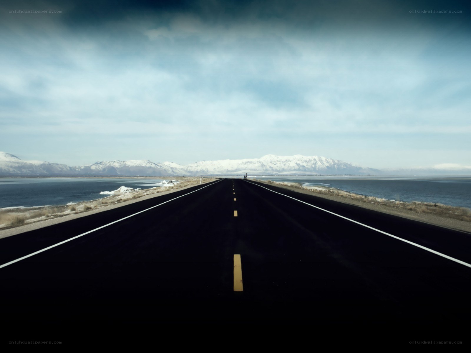 Road to the mountains