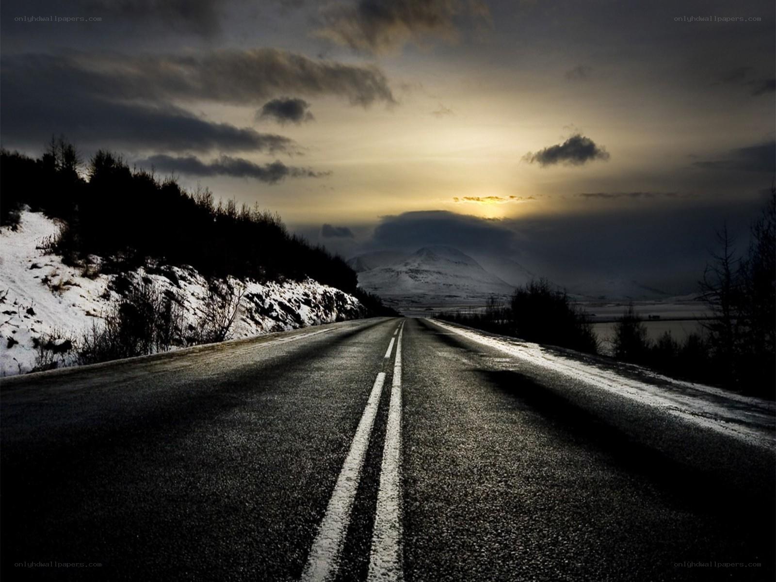 Road to the snowy mountains