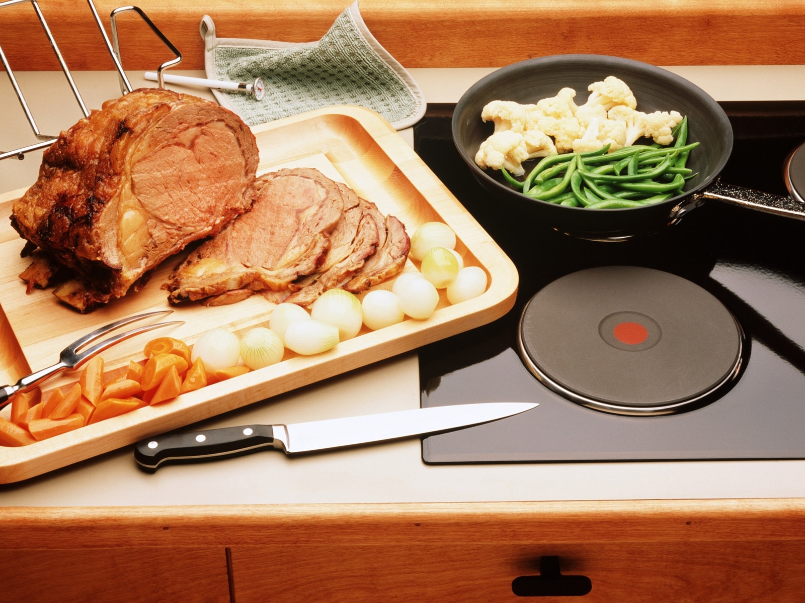 Roast beef and vegetables