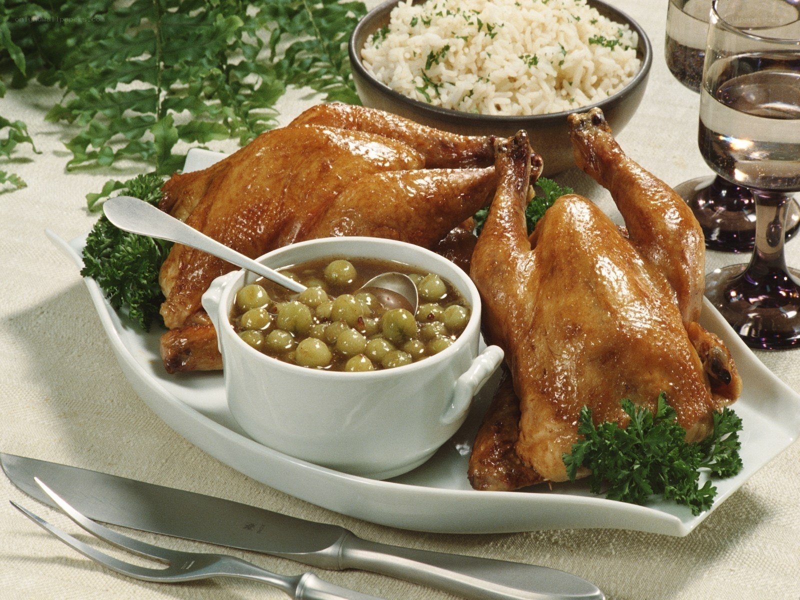 Roasted chicken with peas and rice