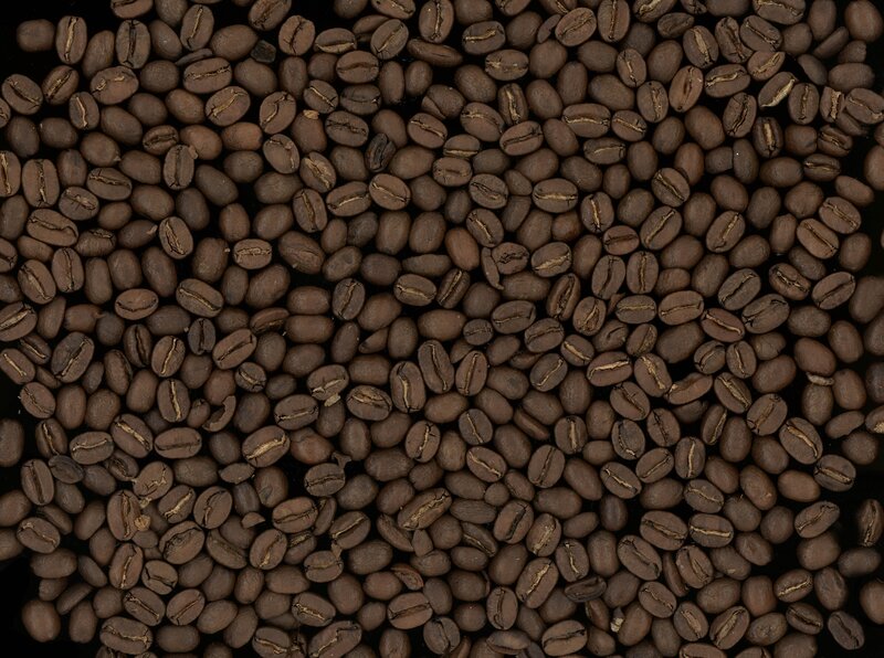 roasted coffee beans close-up