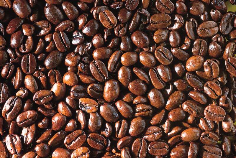 roasted coffee beans close-up