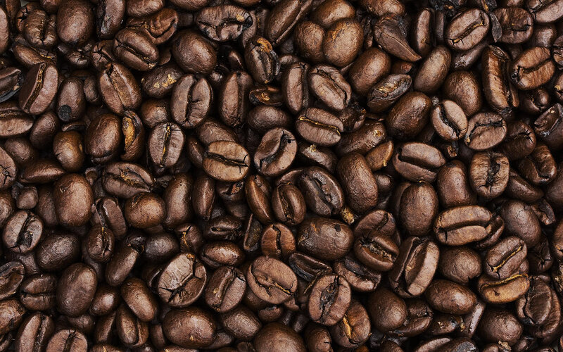 roasted coffee beans close-up