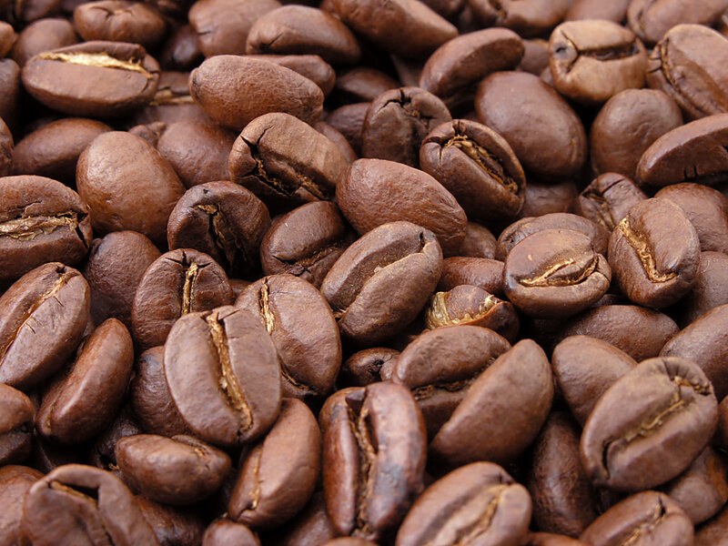 roasted coffee beans close-up
