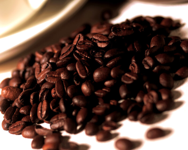 roasted coffee beans close-up