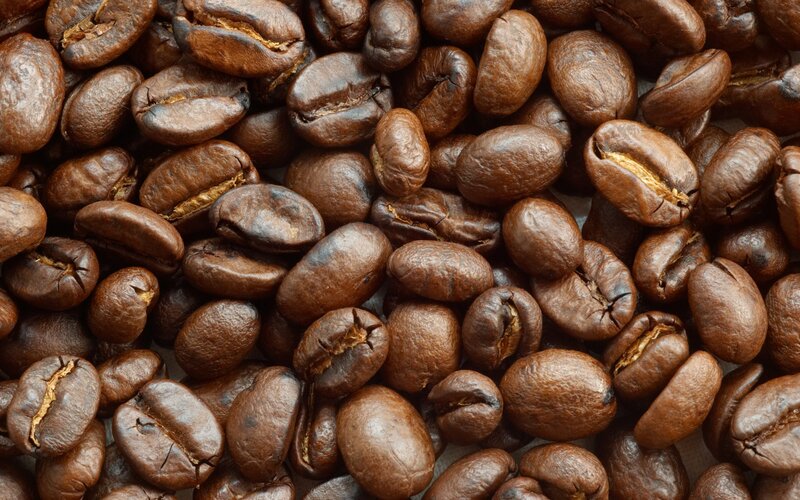 roasted coffee beans close-up