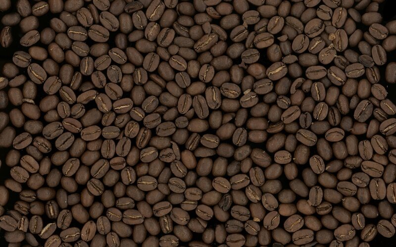 roasted coffee beans close-up