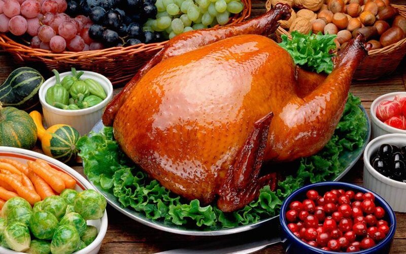 Roasted Turkey on Platter — Brown, Festive