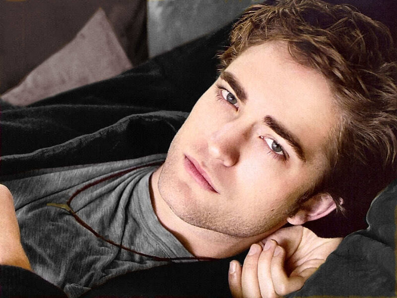 Robert Pattinson lying down