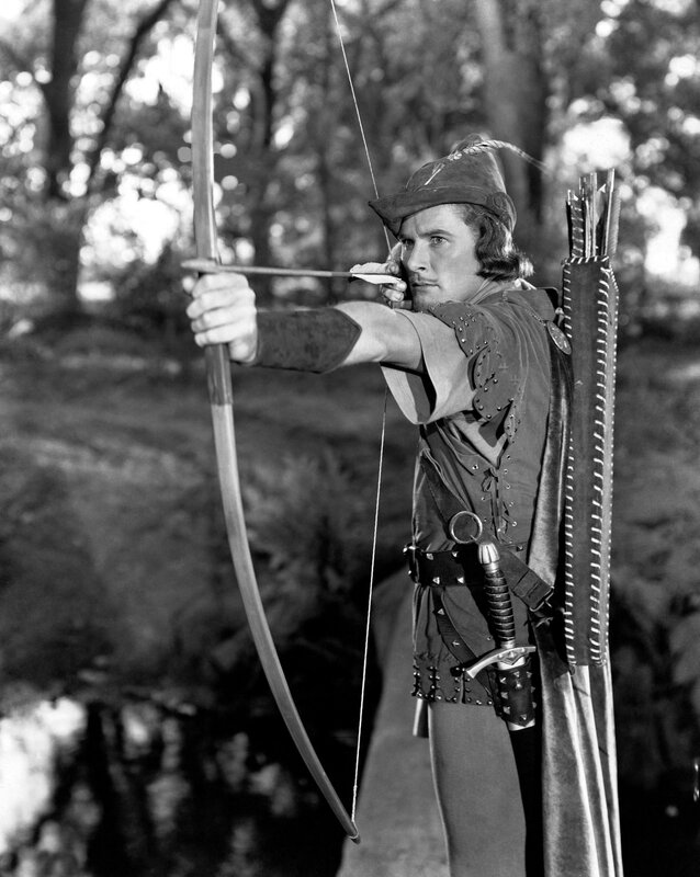 Robin Hood aiming bow