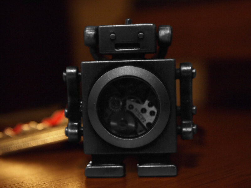 robot clock with gears